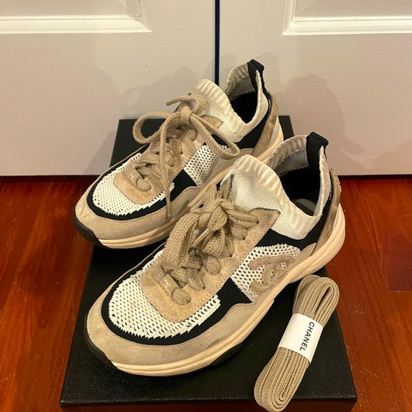 CHANEL knit and suede calfskin sneakers size 36 - Picture 1 of 4